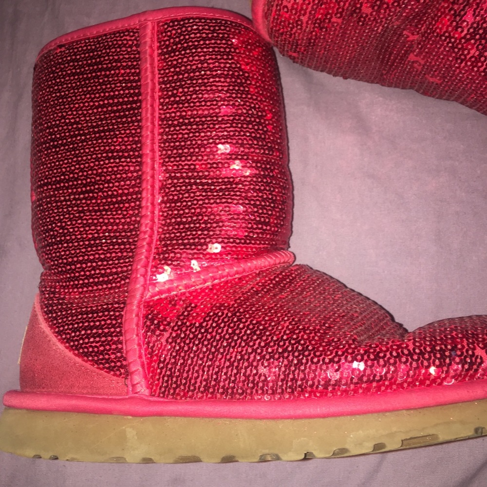UGGS